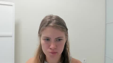 Snapshot of ninarihh chatting on 22, 9, 2025 ninarihh online show from 22, 9, 2025