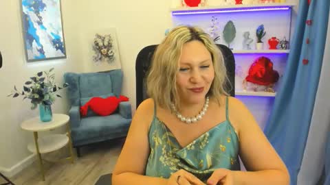 ninastarle online show from 15, 2, 2026