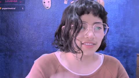 Snapshot of ninayellow chatting on 10, 1, 2025 Nina online show from 10, 1, 2025