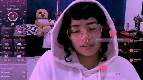 Snapshot of ninayellow chatting on 13, 5, 2026 Nina online show from 13, 5, 2026