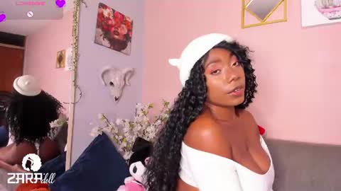 Snapshot of nini_martinii chatting on 14, 7, 2026 NINI online show from 14, 7, 2026
