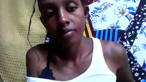 ninie246746 online show from 15, 2, 2026