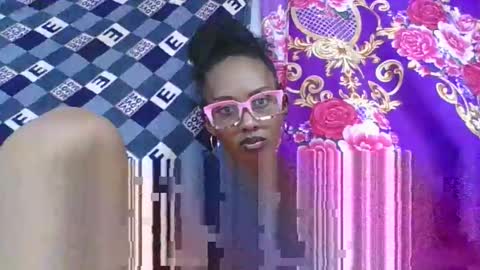 ninie246746 online show from 16, 4, 2026