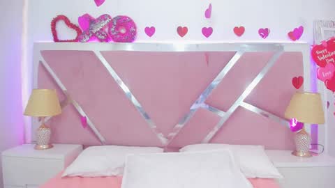 Ninna  online show from 25, 2, 2025