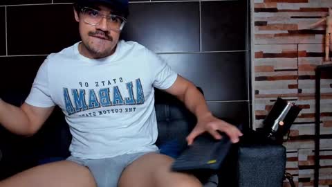 Snapshot of nipsfetich chatting on 9, 1, 2025 Steven online show from 9, 1, 2025