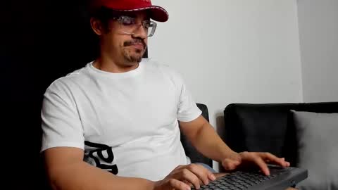 Snapshot of nipsfetich chatting on 23, 2, 2025 Steven online show from 23, 2, 2025