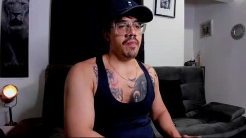 Snapshot of nipsfetich chatting on 16, 11, 2025 Steven online show from 16, 11, 2025