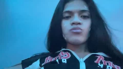 Snapshot of nishitatoe chatting on 26, 12, 2024 nishi online show from 26, 12, 2024