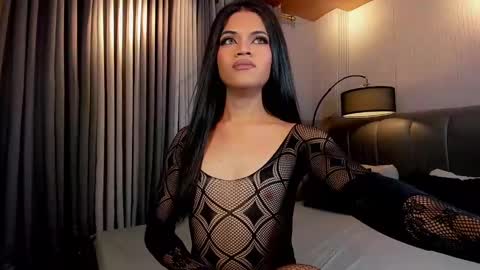 Snapshot of nishitatoe chatting on 4, 2, 2025 nishi online show from 4, 2, 2025