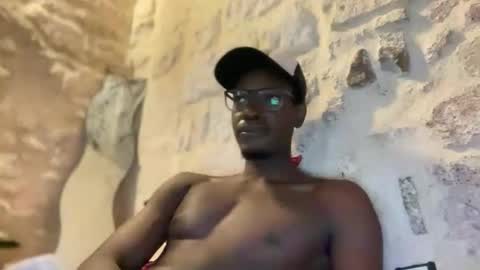 Snapshot of nitammartin85 chatting on 20, 10, 2025 nitammartin85 online show from 20, 10, 2025