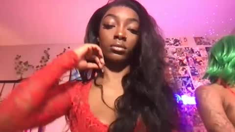 Snapshot of niviawolfe chatting on 14, 12, 2024 NIVIA WOLFE online show from 14, 12, 2024