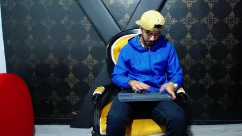 noaah77 online show from 5, 12, 2024