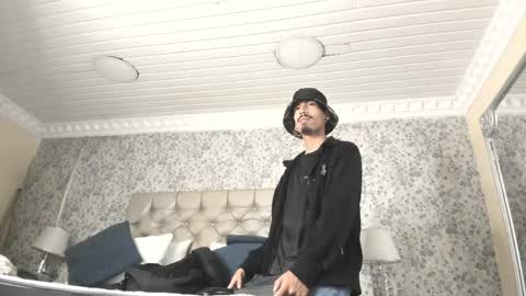 Noah online show from 19, 4, 2026