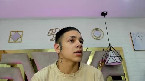 Zoe  online show from 19, 3, 2026