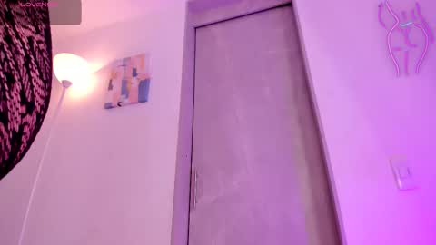 Snapshot of noah_beck42 chatting on 18, 9, 2025 Sara online show from 18, 9, 2025