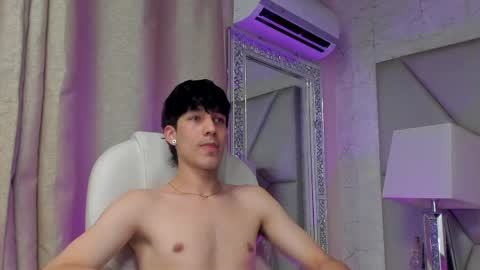 Noah Brigth online show from 17, 4, 2026