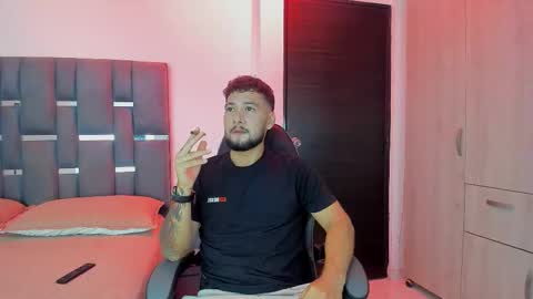 Snapshot of noah_corvelle chatting on 7, 11, 2025 NOAH online show from 7, 11, 2025