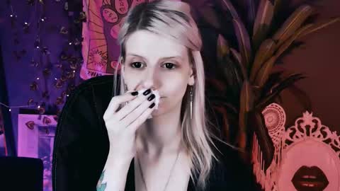 REAL name LiaDM are always open online show from 28, 3, 2026