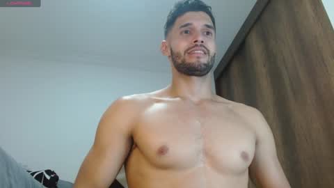 Snapshot of noah_jhonsonn chatting on 1, 2, 2025 Noah online show from 1, 2, 2025