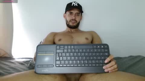 Snapshot of noah_jhonsonn chatting on 8, 2, 2025 Noah online show from 8, 2, 2025
