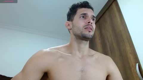 Snapshot of noah_jhonsonn chatting on 7, 3, 2025 Noah online show from 7, 3, 2025