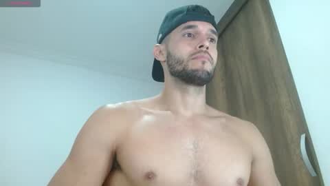 Snapshot of noah_jhonsonn chatting on 1, 10, 2025 Noah online show from 1, 10, 2025