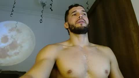 Snapshot of noah_jhonsonn chatting on 7, 7, 2026 Noah online show from 7, 7, 2026