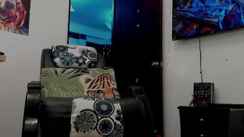 Snapshot of noahbrawn chatting on 14, 1, 2025 LIAM- noah online show from 14, 1, 2025