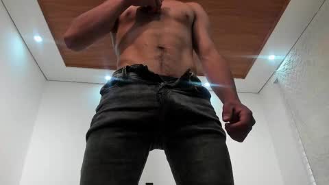 Snapshot of noahbrawn chatting on 17, 11, 2025 LIAM- noah online show from 17, 11, 2025