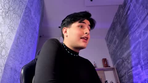 Noah Wolf online show from 25, 2, 2026