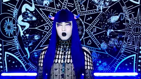 caroline online show from 22, 11, 2025