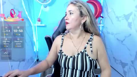 Snapshot of noelia_milfs chatting on 26, 11, 2025 noelia_milfs online show from 26, 11, 2025