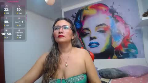 noelia_milfs online show from 12, 3, 2026
