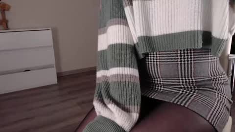 Snapshot of noelleneptune chatting on 18, 2, 2025 noelleneptune online show from 18, 2, 2025