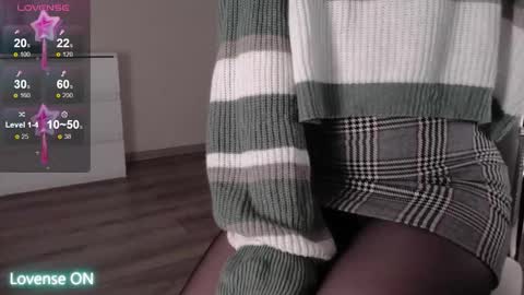 Snapshot of noelleneptune chatting on 20, 12, 2025 noelleneptune online show from 20, 12, 2025