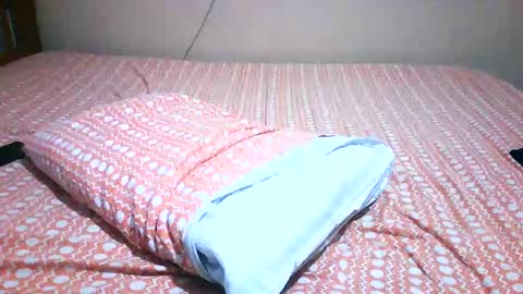 Snapshot of nofacebaby_ chatting on 8, 11, 2025 nofacebaby_ online show from 8, 11, 2025