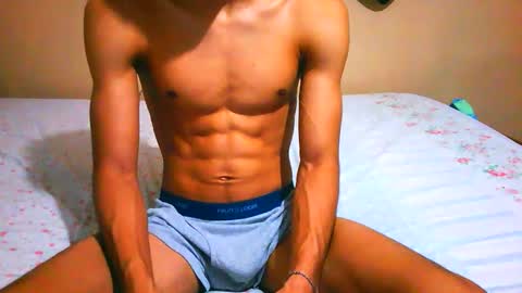 Snapshot of nofacebaby_ chatting on 12, 11, 2025 nofacebaby_ online show from 12, 11, 2025