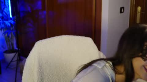 Ivy online show from 8, 4, 2026