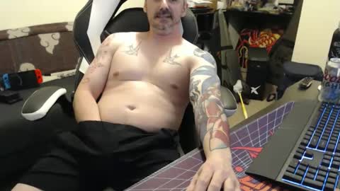 nofuxgiven2 online show from 19, 4, 2026