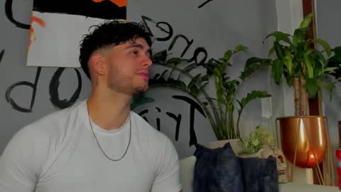 Snapshot of noha_miler chatting on 19, 2, 2025 kevin online show from 19, 2, 2025