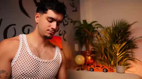 Snapshot of noha_miler chatting on 16, 9, 2025 kevin online show from 16, 9, 2025