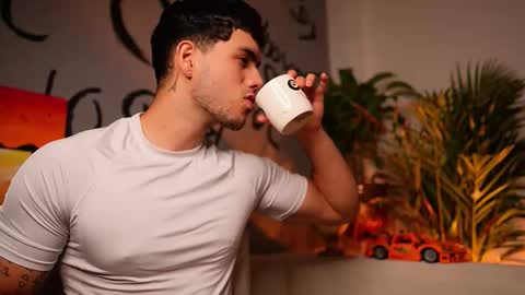 Snapshot of noha_miler chatting on 25, 9, 2025 kevin online show from 25, 9, 2025