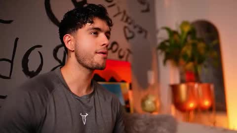 Snapshot of noha_miler chatting on 29, 11, 2025 kevin online show from 29, 11, 2025