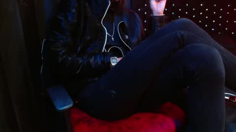 Snapshot of noha_thomson chatting on 16, 11, 2025 Noha Thomson online show from 16, 11, 2025