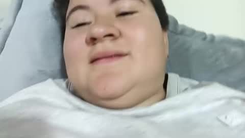 Snapshot of noha_whiite chatting on 4, 12, 2025 Noha online show from 4, 12, 2025