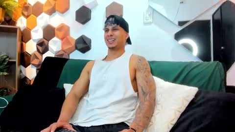 Snapshot of nohanhunter chatting on 17, 10, 2025 nohanhunter online show from 17, 10, 2025