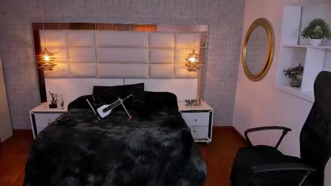  Nohemi   online show from 5, 2, 2026