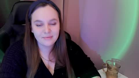 noir_ember_ online show from 26, 2, 2026