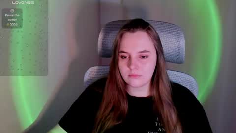 noir_ember_ online show from 16, 6, 2026