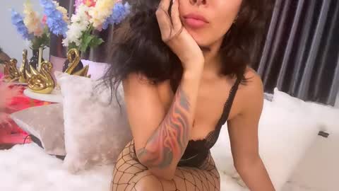 noirelysia online show from 9, 1, 2026